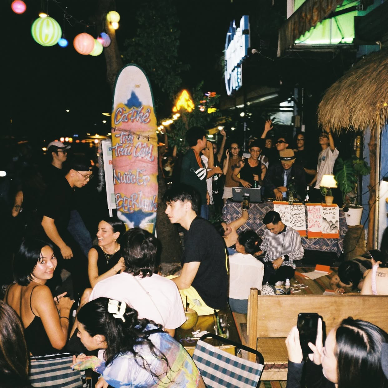 Bông Kia Sên Craft Beer n Cocktails Bar photo 2