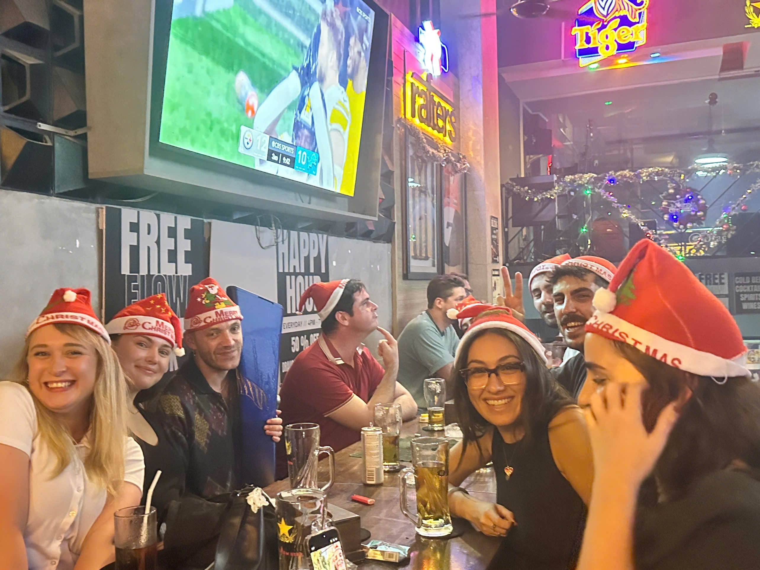 Rafters Sports Bar photo 5
